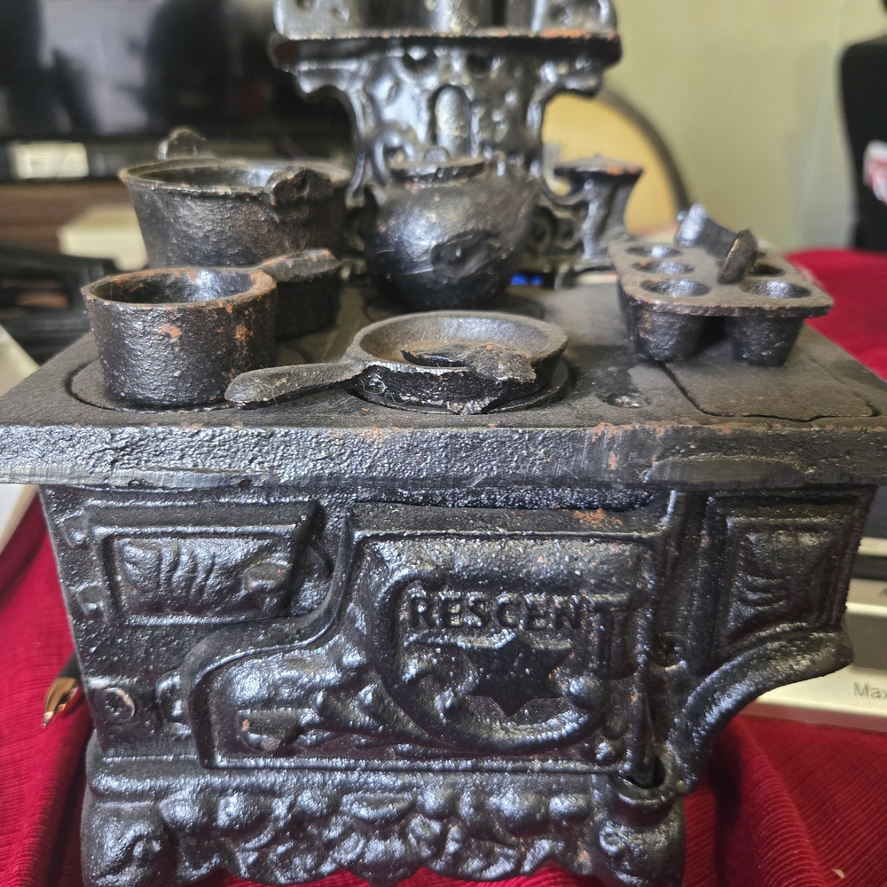 Vintage Cast Iron Stove